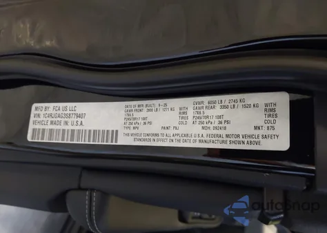 2025 Jeep Grand Cherokee Laredo 4X2 z USA, uszkodzony, nr VIN 1C4RJGAG3S8779407